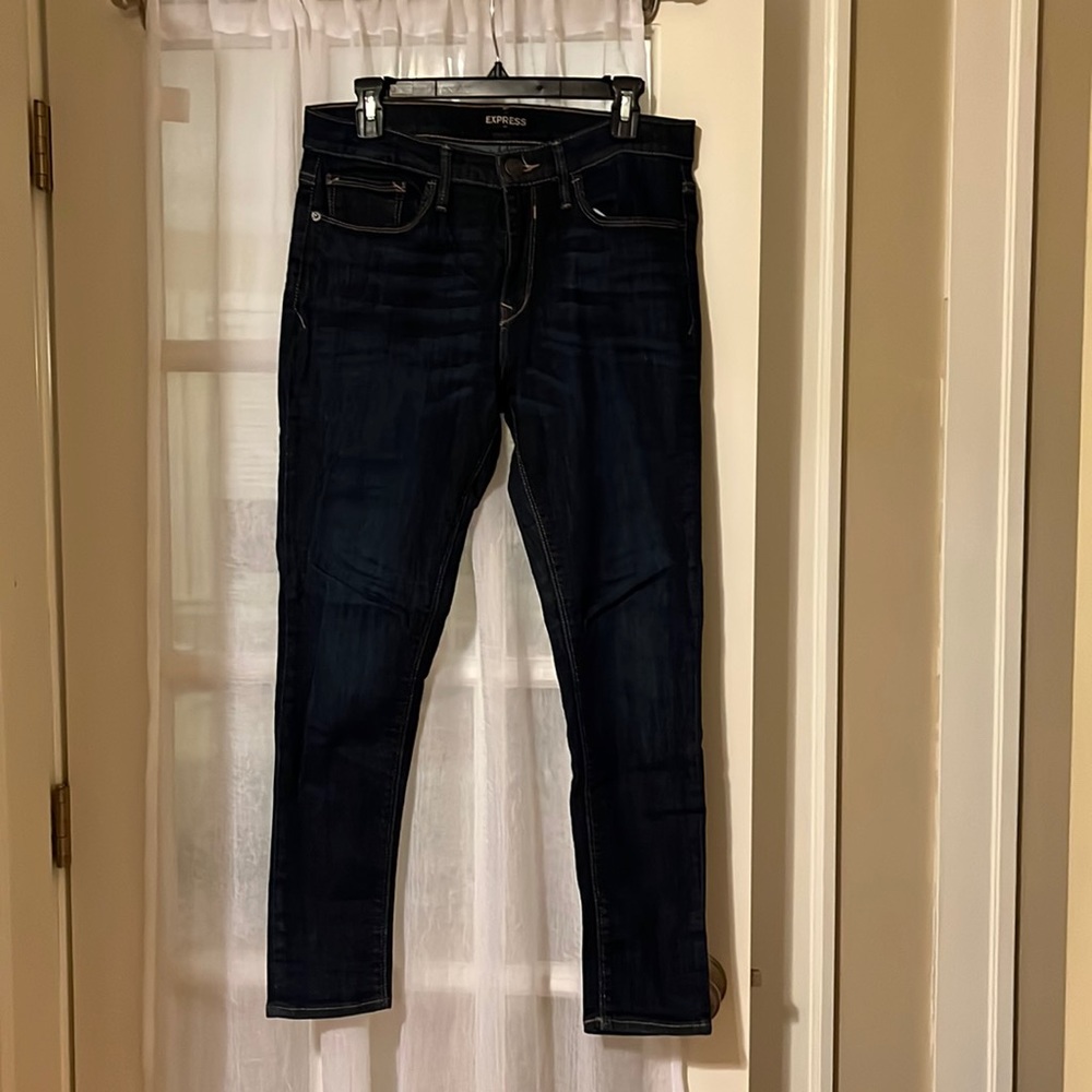 Express mid-rise dark wash jeans!
